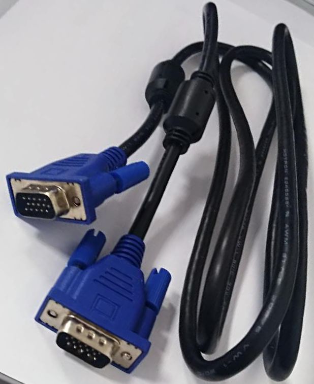 电脑主主机可以直接用投影仪吗