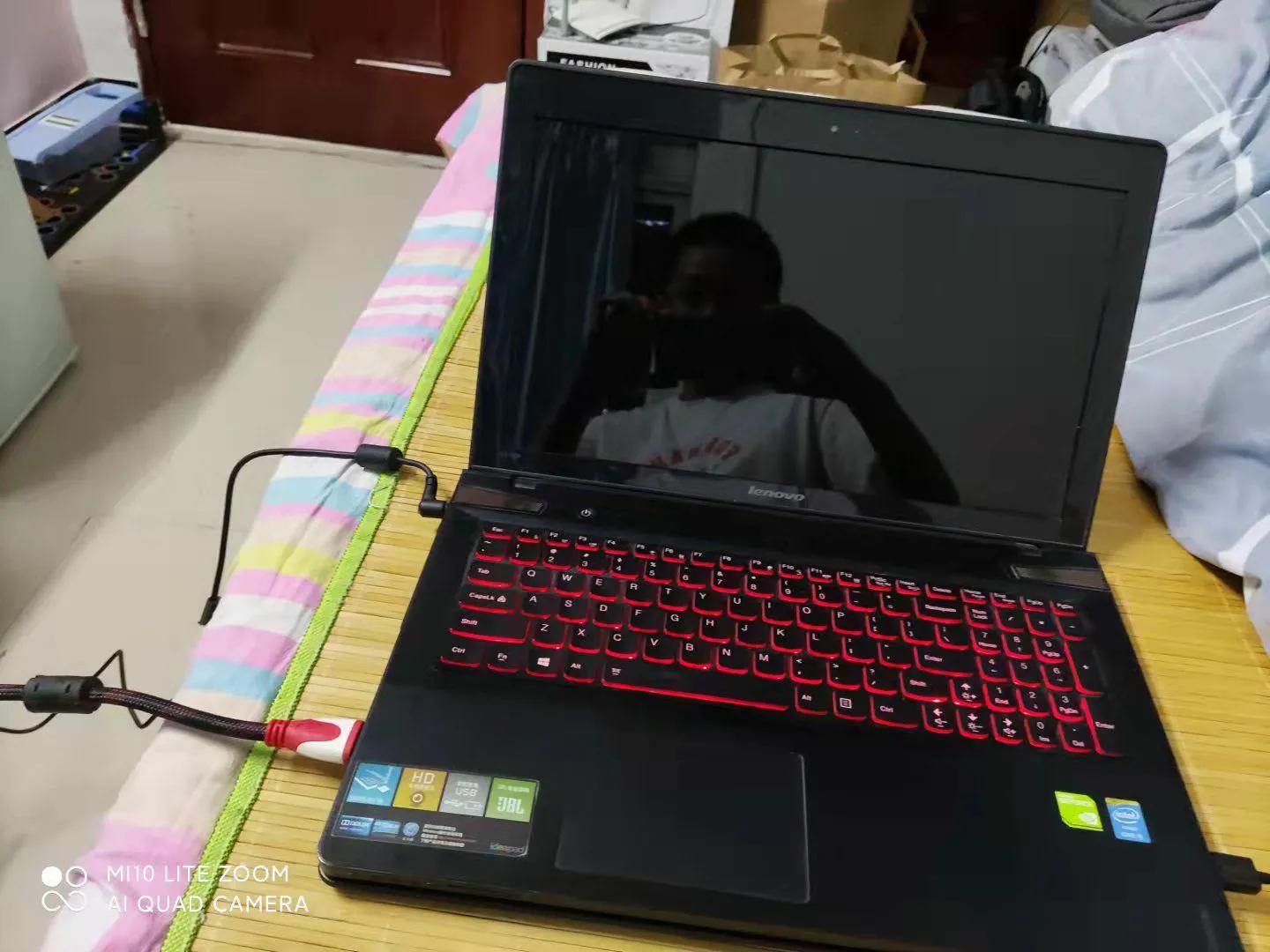 华硕显示器连了主机没反应