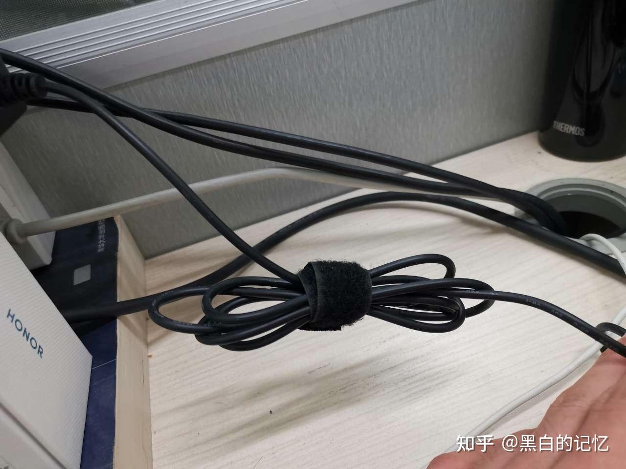 主机电源线有疙瘩