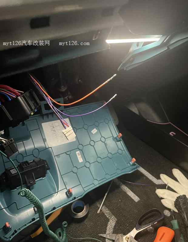 二代流媒体主机拆解凯迪拉克