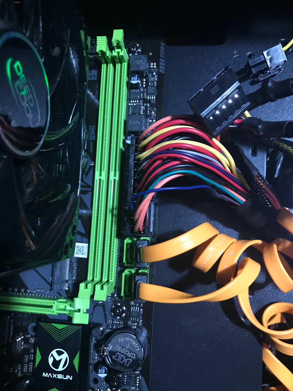 我的主机为什么不亮怎么办
