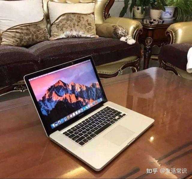 主机插上电之后开关没反应